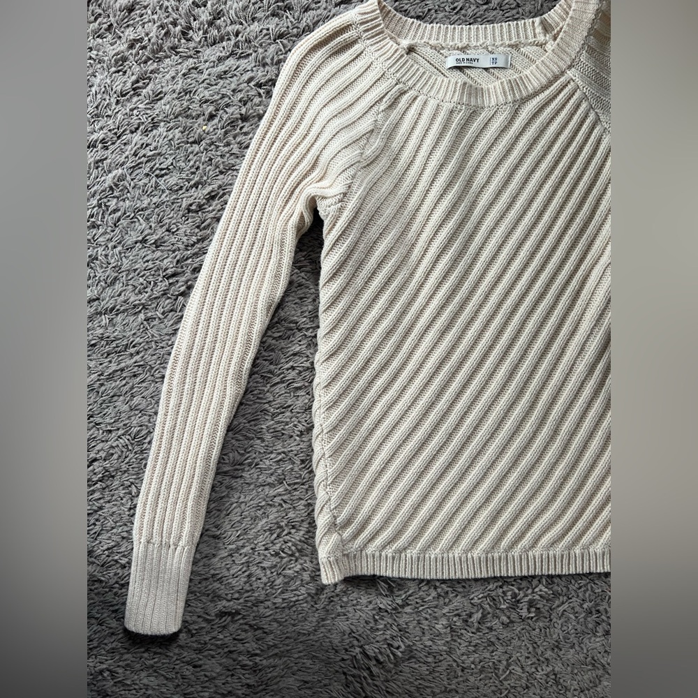 Old Navy Cream Ribbed Crew Neck Sweater - Picture 3 of 9
